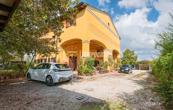 Appartamento in vendita in Via Maestra di Redù, Nonantola