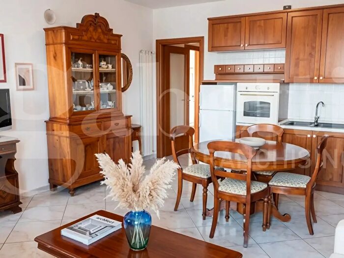 Appartamento trilocale in vendita in Adria Via Mandracchio, Adria