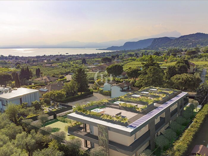 Appartamento quadrilocale in vendita in Bardolino