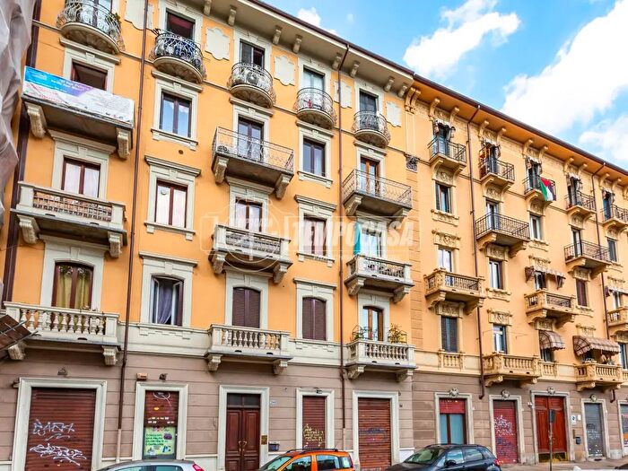 Appartamento bilocale in vendita in Corso Regina Margherita, Torino