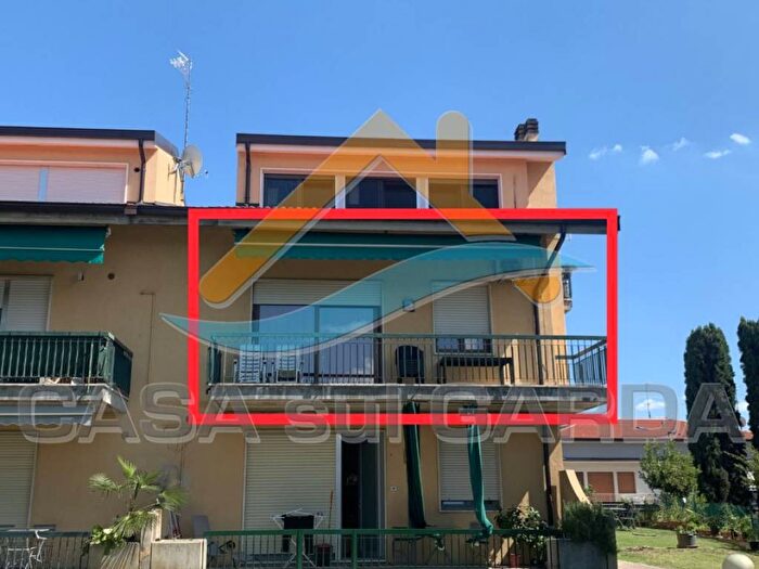 Appartamento trilocale in vendita in Via Venezia, Centro, Peschiera del Garda