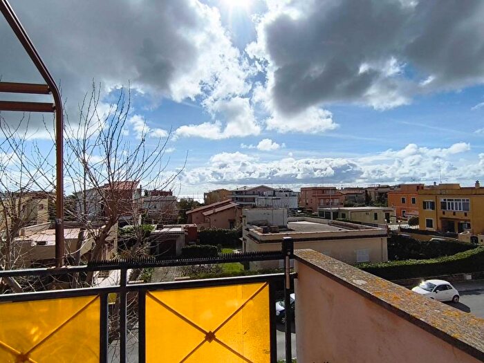 Casa trilocale in affitto in Via Roma, Zona Domitilla, Ladispoli