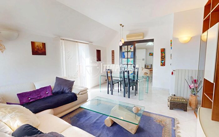 Appartamento quadrilocale in vendita in Via Mascagni, Loano