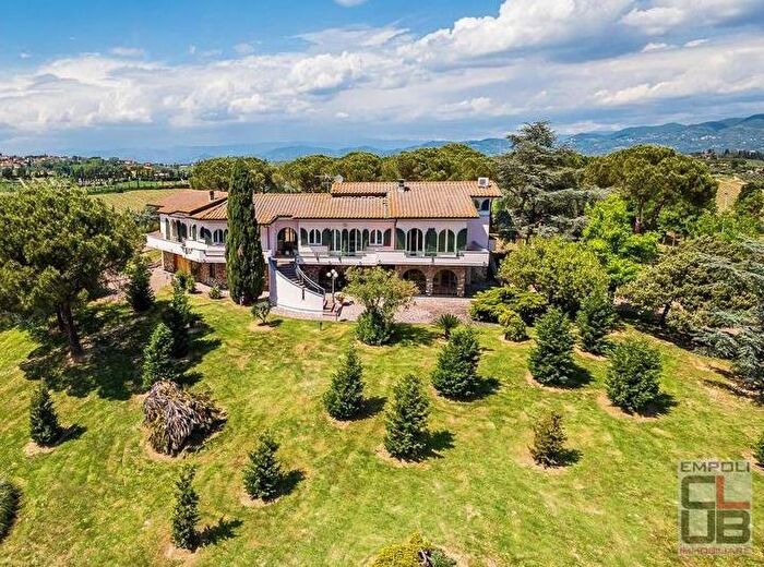 Casa con 12 locali in vendita in Ia Provinciale La Motta, Cerreto Guidi