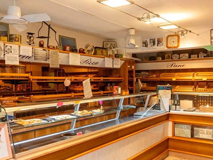 Appartamento trilocale in vendita in Via Giuseppe Garibaldi, Orbetello