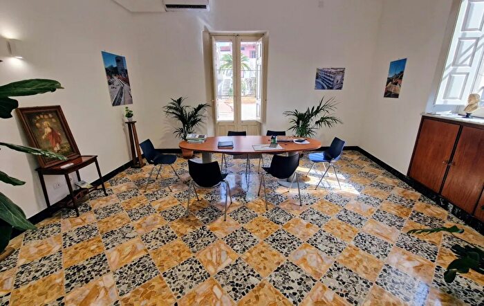 Casa in vendita in Giarre