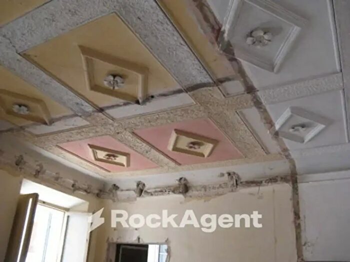 Casa con 6 locali in vendita in Via Sabatucci, Castelplanio