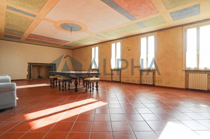 Appartamento con 5 locali in vendita in Via Ruffio, Cesena