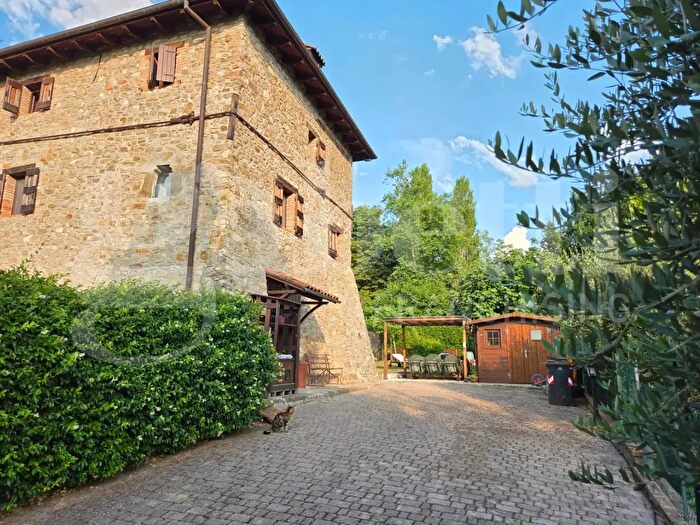 Casa quadrilocale in vendita in Via Ronca, Monte San Pietro