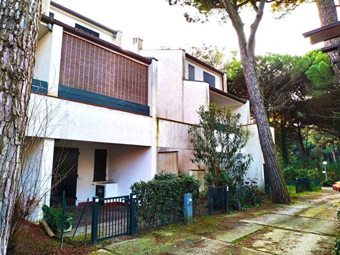 Casa trilocale in affitto in Viale Umberto Giordano, Lido di Spina, Comacchio