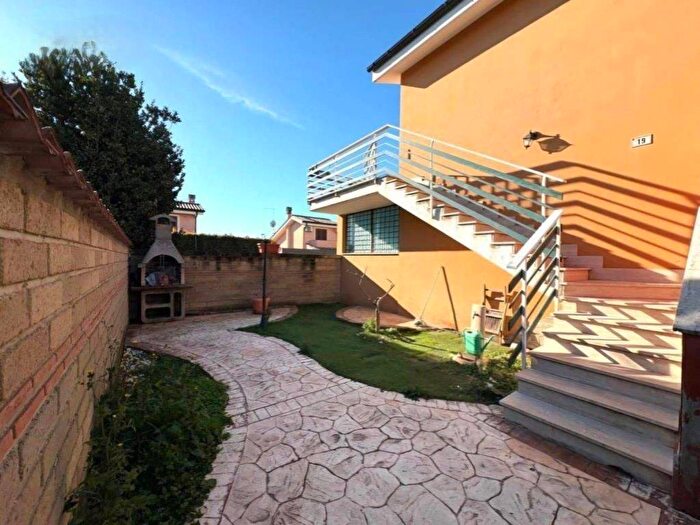 Appartamento quadrilocale in affitto in Via Luigi Iaffei, Centro, Cerveteri