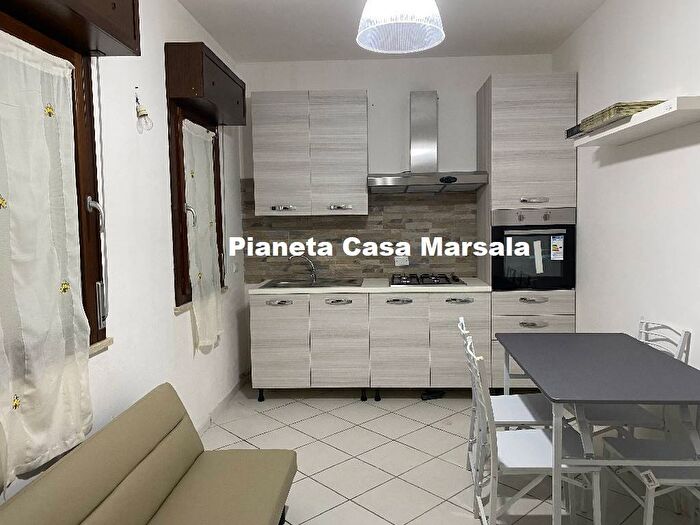 Appartamento bilocale in affitto in Via Libertà, Centro Urbano, Marsala