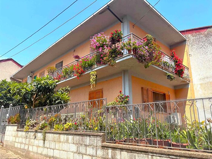 Casa con 6 locali in vendita in Vico Bellezza, Carinola
