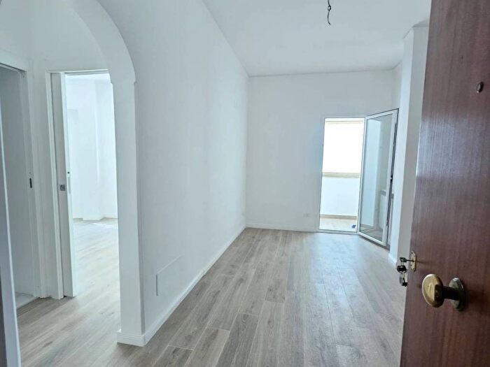 Appartamento bilocale in affitto in Via Val di Mazara, De Gasperi Croce Rossa, Palermo