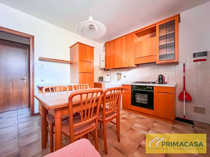 Appartamento bilocale in affitto in Via Scuderlando, Borgo Roma, Verona