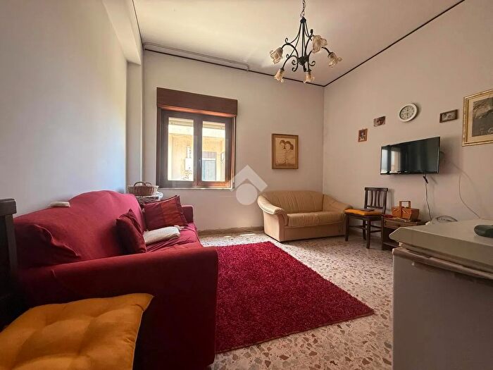 Appartamento trilocale in vendita in Eremo Condera Diramazione Postorino, Reggio Calabria