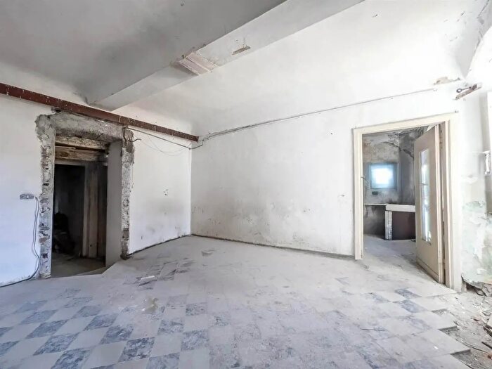 Appartamento trilocale in vendita in Sarzana