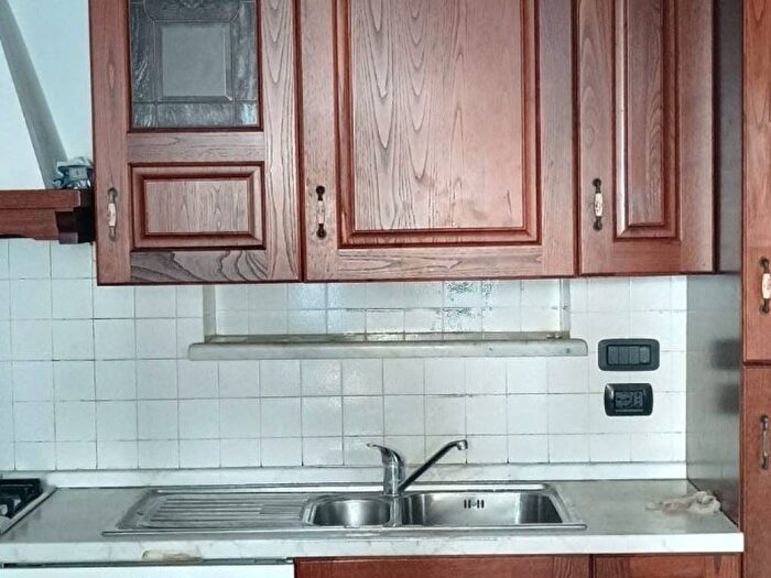 Casa trilocale in affitto in Viale Settembre, Stadio SantAntonio Marasio, Carrara