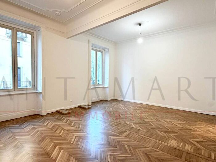 Appartamento quadrilocale in affitto in Via Spartaco, Montenero, Milano