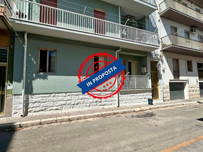 Appartamento con 5 locali in vendita in Via Filippo Ingrassia, Ragusa