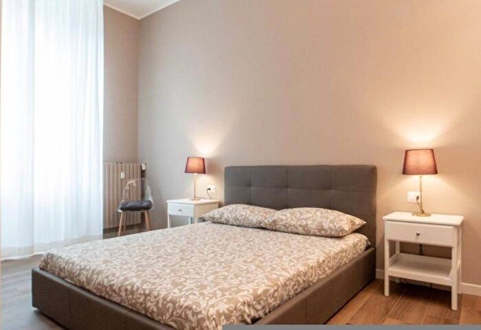 Appartamento bilocale in affitto in Viale Beatrice d'Este, Quadronno Crocetta, Milano