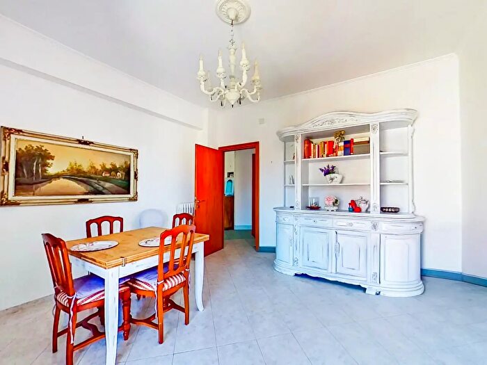 Appartamento bilocale in vendita in Via Diego Simonetti, Roma