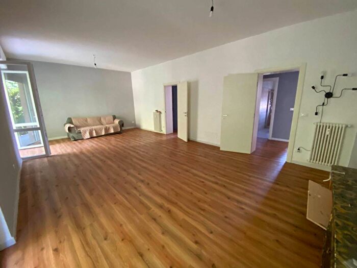 Appartamento quadrilocale in affitto in Viale Goffredo Mameli, Calzabigi, Livorno