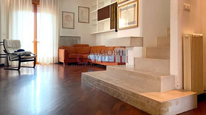 Appartamento con 6 locali in vendita in Via Sostegno Sostegni Forlìcesena Forlì, Forli