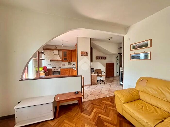 Appartamento trilocale in vendita in Via Ca Bianchi, SantOlcese