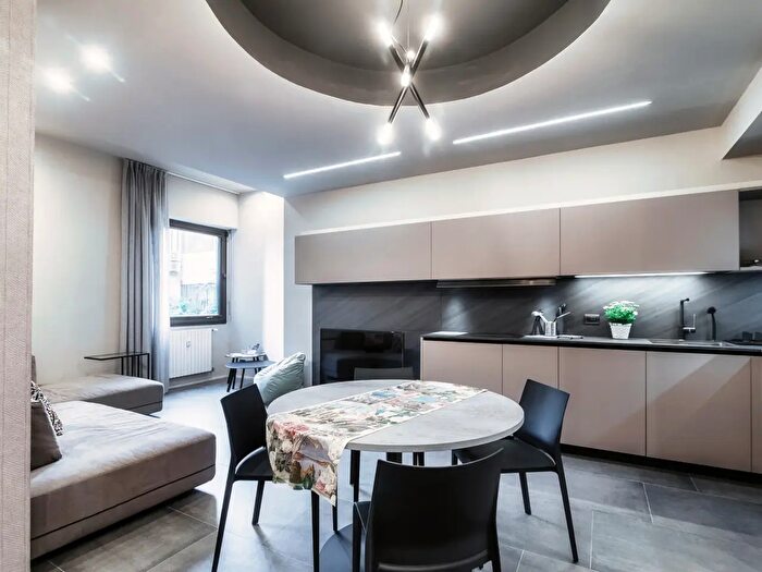 Appartamento bilocale in affitto in Lungolario Trento, Como