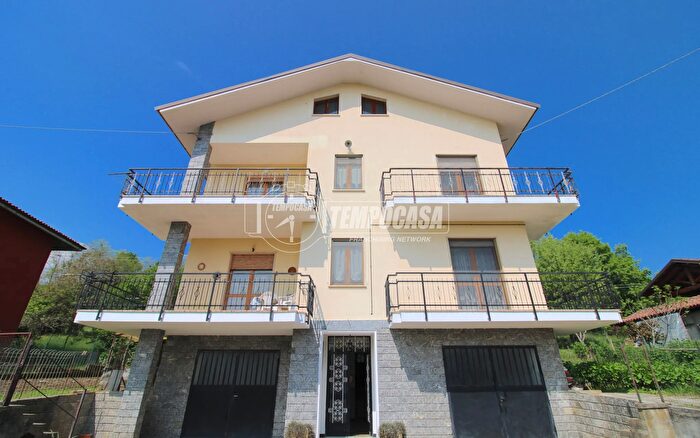 Case in Vendita e in Affitto - 2