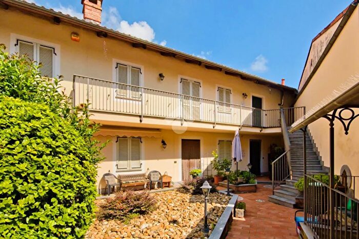 Appartamento bilocale in vendita in Via Umberto I°, Pecetto Torinese