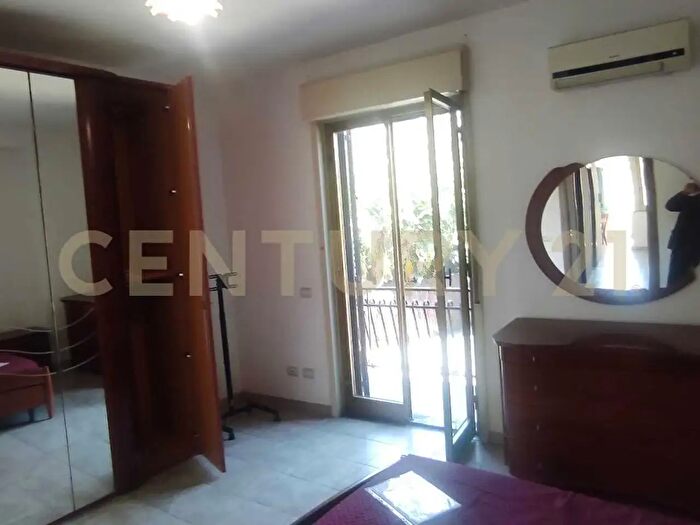 Appartamento in vendita in Via Luigi Settembrini, Giarre