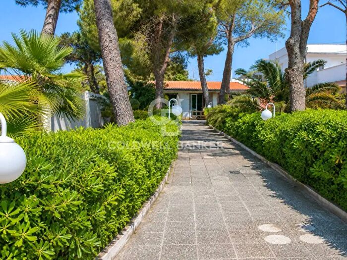 Casa con 5 locali in vendita in Casalabate Via Lungomare Nord, Squinzano