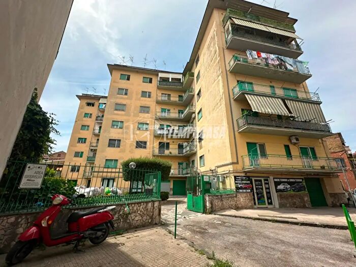 Appartamento bilocale in affitto in Via Isonzo, Aversa