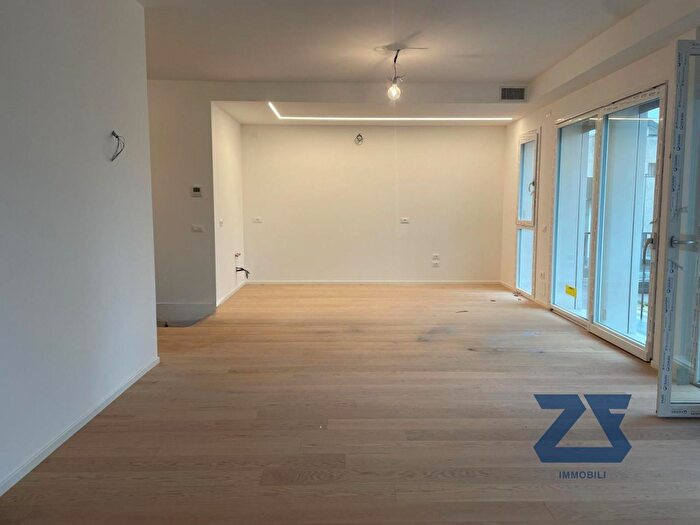 Appartamento quadrilocale in vendita in Via Andrea Palladio, Castelfranco Veneto