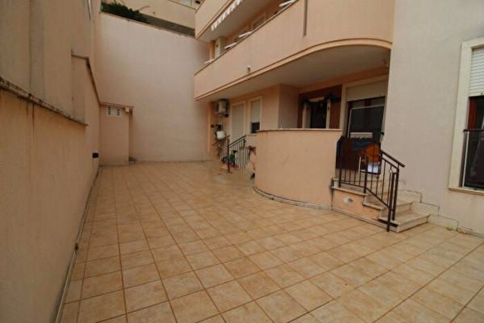 Appartamento con 5 locali in vendita in Via Madonna di Pompei, Grottaglie