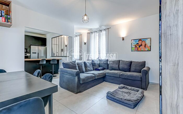 Appartamento trilocale in vendita in Via Aronco, Castelletto Sopra Ticino