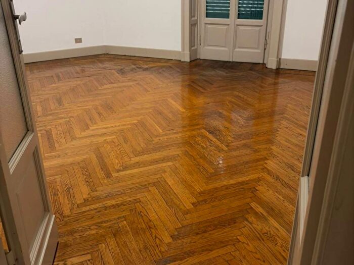 Appartamento trilocale in affitto in Via Bartolomeo Eustachi, Morgagni, Milano