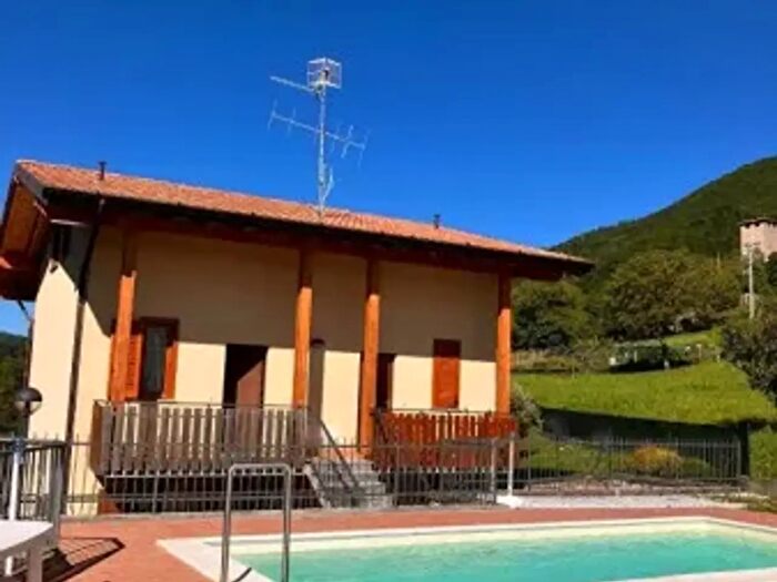 Appartamento trilocale in affitto in Strada Zocco, Bianzano