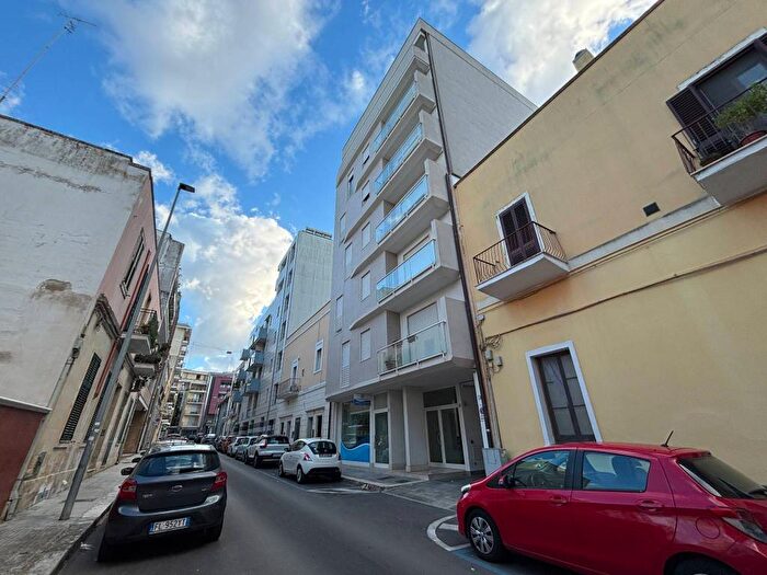 Appartamento trilocale in affitto in Via Oronzo Massa, Mazzini, Lecce