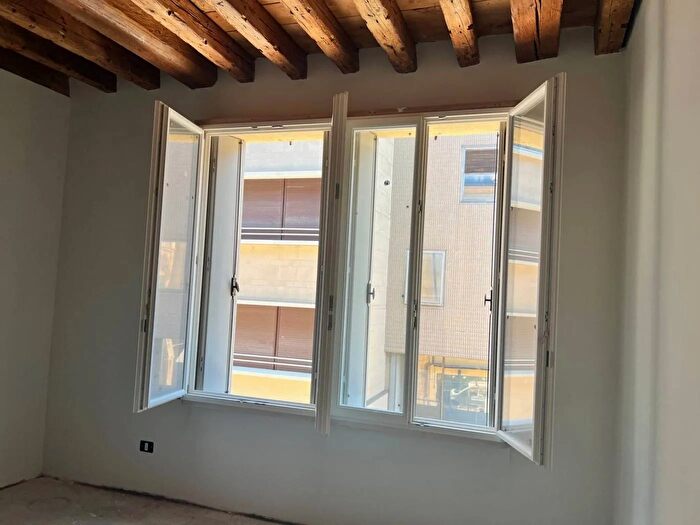 Appartamento quadrilocale in affitto in Via Altinate Padova, Padova