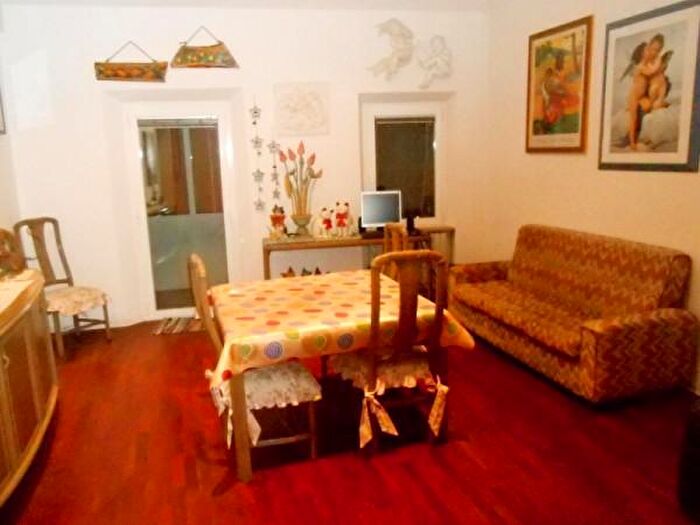 Appartamento con 5 locali in vendita in Piazza Federico II, Jesi