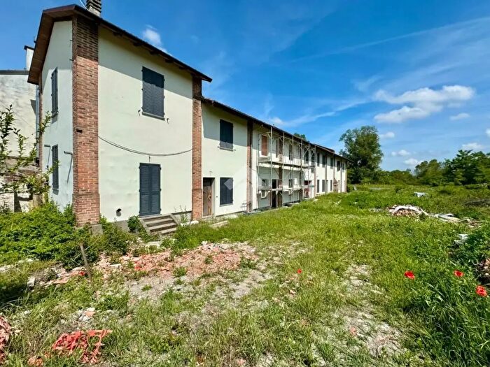 Casa trilocale in vendita in Via Isola Serafini, Monticelli D'Ongina