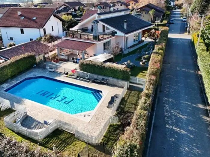 Casa con 6 locali in vendita in Via Avigliana, Givoletto