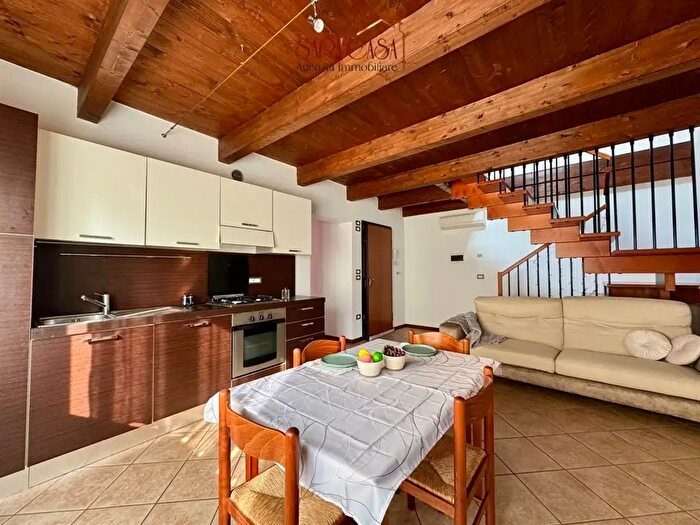 Appartamento trilocale in vendita in Bagnacavallo