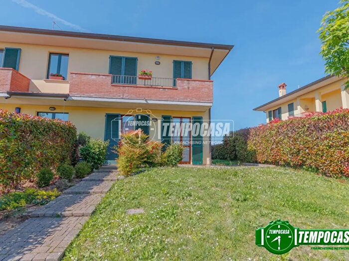 Appartamento trilocale in vendita in Via Don R Salvi, Podenzano