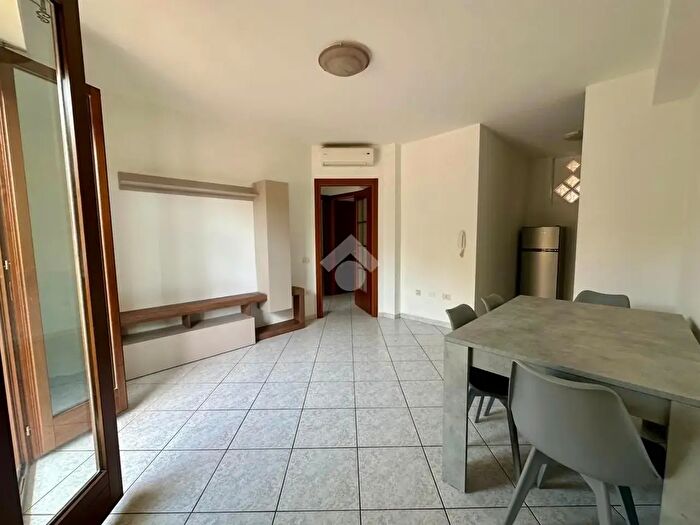 Appartamento trilocale in affitto in Via Cagliari, Sestu