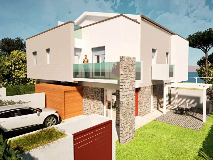 Casa con 5 locali in vendita in Via Garibaldi, Camaiore