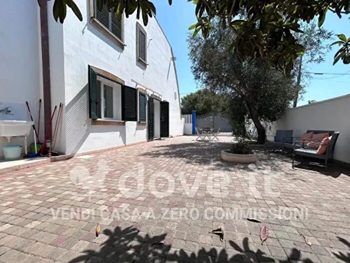 Appartamento trilocale in vendita in Via Fano, Manduria